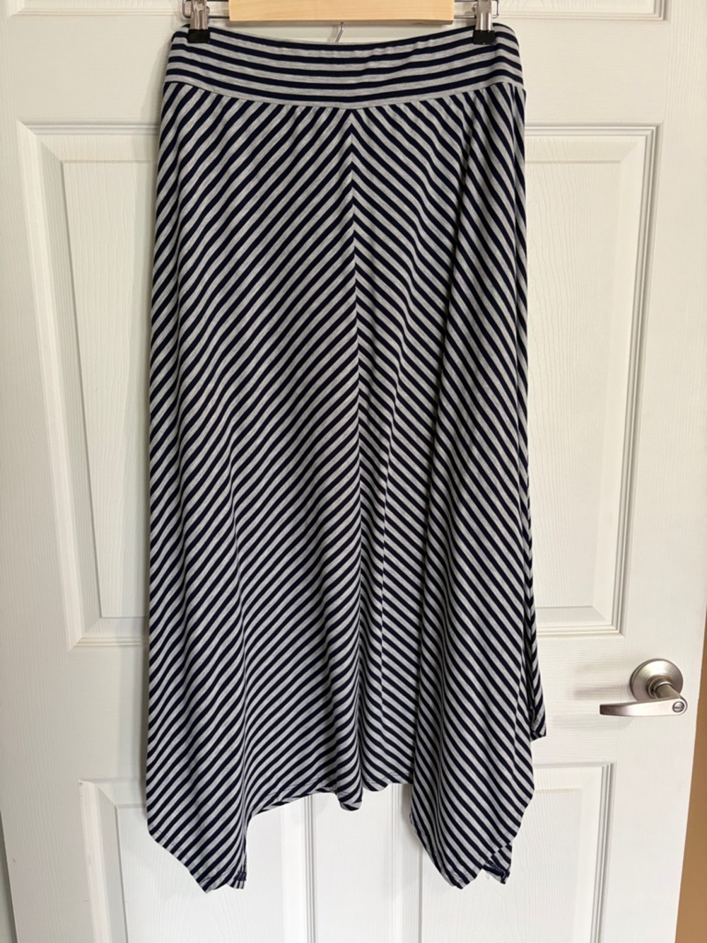 Faded Glory Maxi Skirt Navy and Gray Striped Handkerchief Hem Boho - Picture 4 of 7